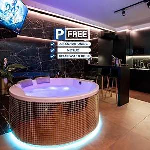 https://jacuzzi-glass-house-central-station.krakowhotelspoland.com